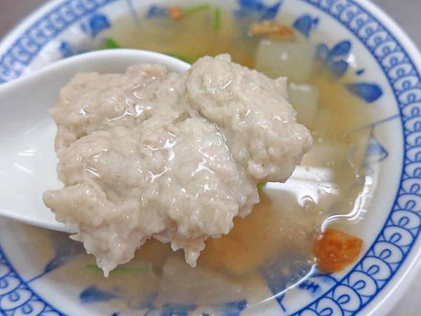 【台北美食】郭記大塊肉羹-比一般還要大二倍的肉羹 【台北美食】郭記大塊肉羹-比一般還要大二倍的肉羹