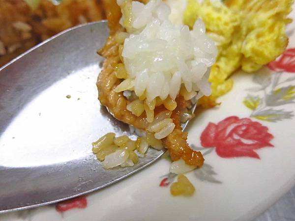 【台北美食】阿淑小吃-無敵爆強的肉絲飯 【台北美食】阿淑小吃-無敵爆強的肉絲飯