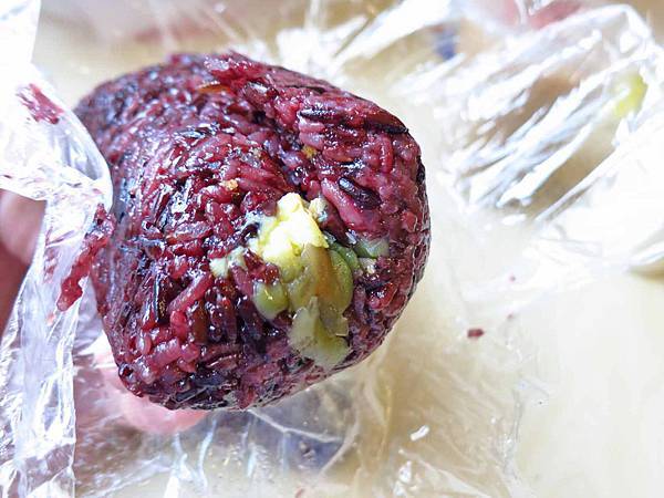 【澎湖美食】二信飯糰-每天都大排長龍的超人氣飯糰