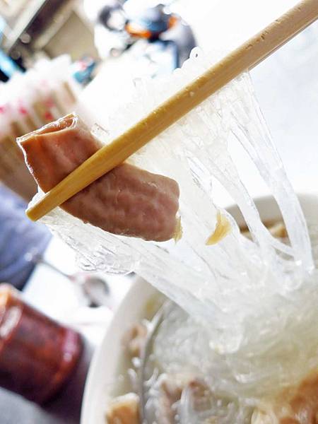 【新莊美食】化成路豬腸冬粉-不用加泡菜也超美味的豬腸冬粉