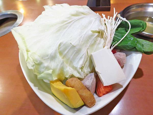 【蘆洲餐廳】搵醬達人-醬料獨特的超便宜火鍋店