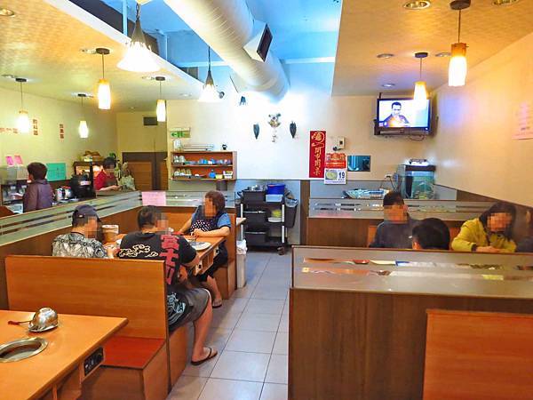 【蘆洲餐廳】搵醬達人-醬料獨特的超便宜火鍋店