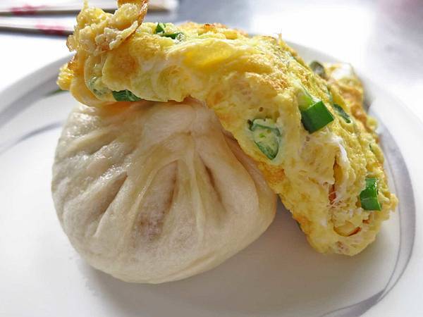 【台中美食】信義街無名湯包-超人氣排隊湯包早餐店