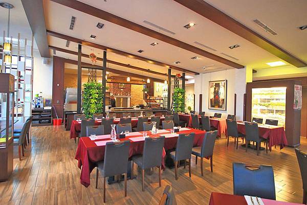 【桃園餐廳】Bistro181法國餐廳-有如溫室蔬菜栽培室一般的華麗餐廳