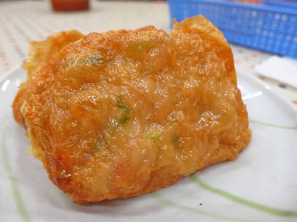 【新莊美食】古早味鹹湯圓-老舊夜市裡的60年老店