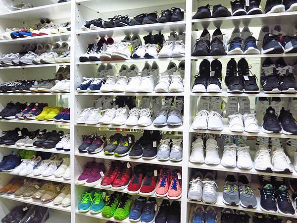 WaWa專業洗鞋洗包洗帽店-讓你的包包煥然一新，有如剛買一樣漂亮-免費到府收送