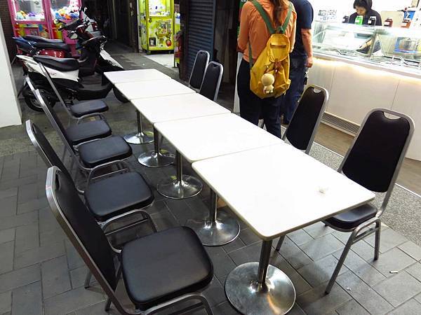 【蘆洲美食】許師傅豆花-綿密帶著豆香味的豆花