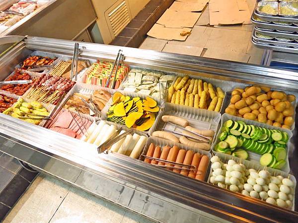 【韓國美食】貝殼倉庫조개창고-活生生比手還要大的海鮮吃到飽