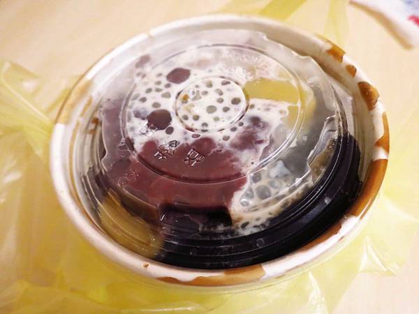 【澎湖美食】玉冠嫩仙草-超級無敵可怕的排隊冰店