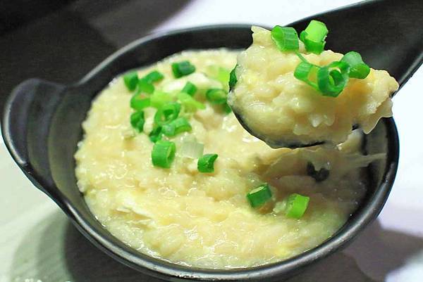 【蘆洲餐廳】恩家寶精緻鍋物-巨無霸加拿大直送龍蝦與創意冰火鍋