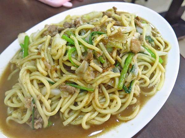 【三重美食】小陳食堂-吃過都讚不絕口的炒飯、炒麵