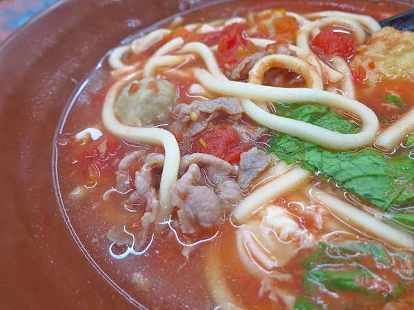 【台北美食】蕃茄妹小吃店-湯頭鮮甜好味的番茄麵