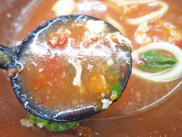 【台北美食】蕃茄妹小吃店-湯頭鮮甜好味的番茄麵