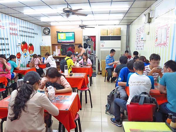 【台北美食】蕃茄妹小吃店-湯頭鮮甜好味的番茄麵