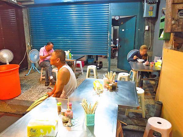 【板橋美食】江寧路鱔魚麵-1年只開3個月的隱藏版美食