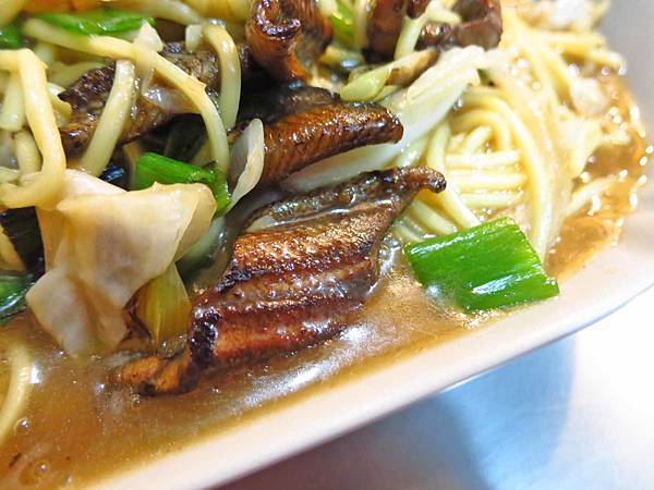 【板橋美食】江寧路鱔魚麵-1年只開3個月的隱藏版美食