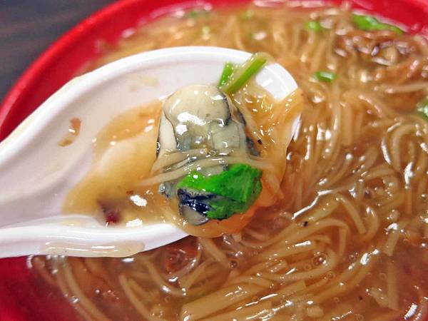 【桃園美食】極鱻腸蚵專業麵線-古早味鹹香鹹香的特殊湯頭麵線