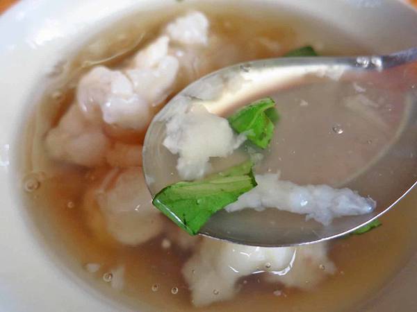 【台北美食】雙連花枝羹-整塊花枝做成的花枝羹