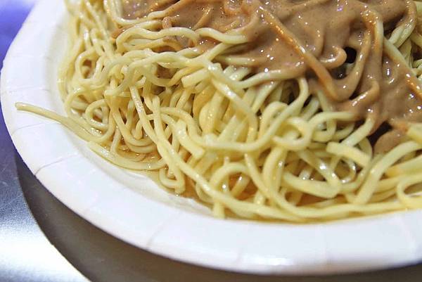 【板橋美食】老陳涼麵-每天只開四小時的宵夜美食
