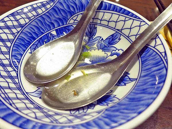 【台北美食】雅方福州魚丸店-市場裡的超人氣美食