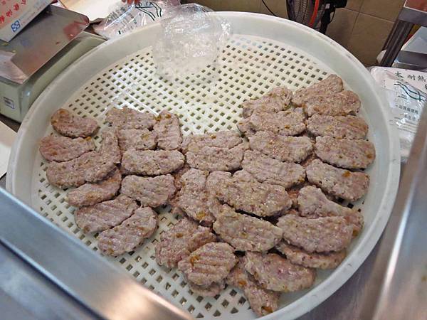 【台北美食】林合發油飯粿店-迪化街永樂市場的百年老店