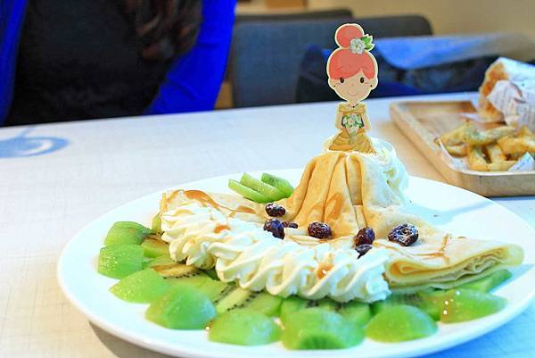 【彰化美食】五目坊茉莉館．茉莉公主的花園城堡-少女心大噴發的旋轉木馬餐廳