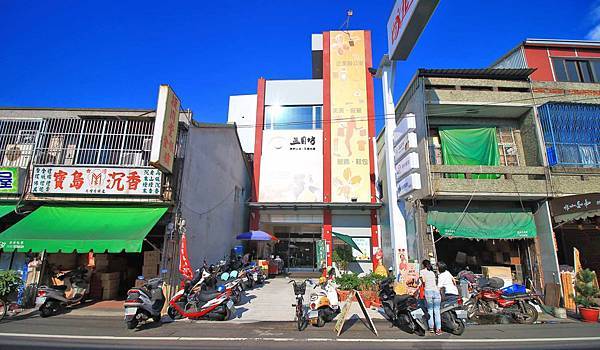 【彰化美食】五目坊茉莉館．茉莉公主的花園城堡-少女心大噴發的旋轉木馬餐廳