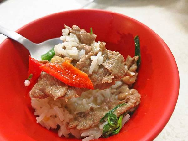 【新莊餐廳】化成路泰式料理-隱藏版泰國料理店，超大份量