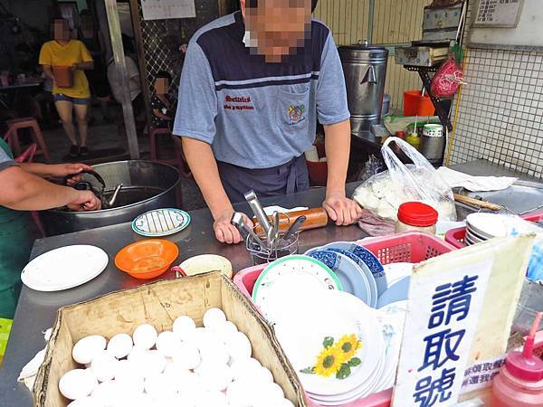 【台中美食】澎湖早點-超人氣手工酥脆手擀蛋餅