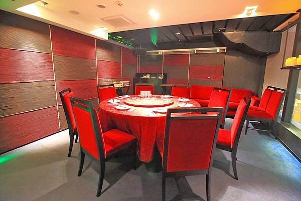 【台北餐廳】皇上吉饗極品唐風燒肉吃到飽-夜店風格般的厚切原肉吃到飽