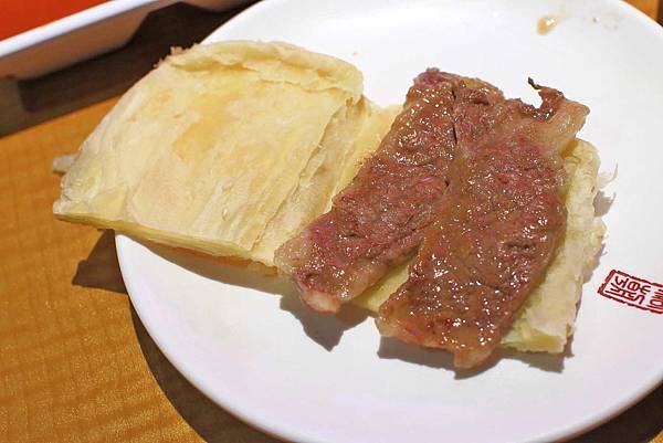 【台北餐廳】皇上吉饗極品唐風燒肉吃到飽-夜店風格般的厚切原肉吃到飽