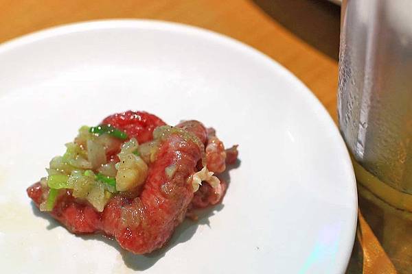 【台北餐廳】皇上吉饗極品唐風燒肉吃到飽-夜店風格般的厚切原肉吃到飽