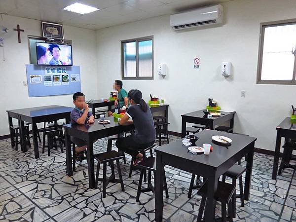 【蘆洲美食】畢家精緻山東水餃-超過十種不同口味的爆漿水餃