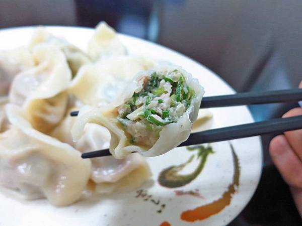 【蘆洲美食】畢家精緻山東水餃-超過十種不同口味的爆漿水餃