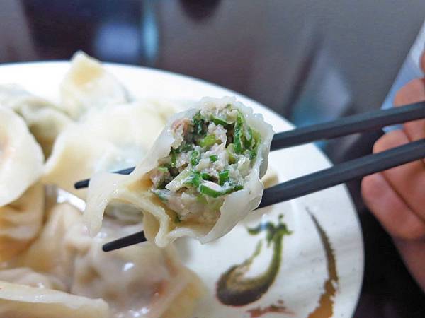 【蘆洲美食】畢家精緻山東水餃-超過十種不同口味的爆漿水餃