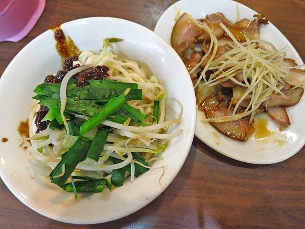 【台北美食】老程麵店-超越60年獨特的雙醬乾麵 【台北美食】老程麵店-超越60年獨特的雙醬乾麵