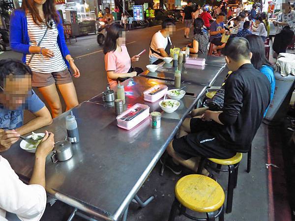 【台南美食】阿鳳浮水虱目魚羹-吃的到魚肉的虱目魚羹