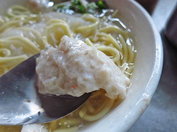 【台南美食】阿鳳浮水虱目魚羹-吃的到魚肉的虱目魚羹