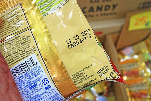 【異國食品展特賣會１０元起！】現場高達１００種以上的異國泡麵、飲料、餅乾、酒類等商品，通通任你挑任你選，還有3M專利涼衣感、知名品牌運動鞋大特價，許願聯合特賣會，數量有限要買要快～！