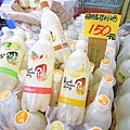 【異國食品展特賣會１０元起！】現場高達１００種以上的異國泡麵、飲料、餅乾、酒類等商品，通通任你挑任你選，還有3M專利涼衣感、知名品牌運動鞋大特價，許願聯合特賣會，數量有限要買要快～！