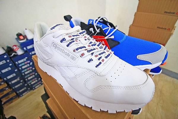 【異國食品展特賣會１０元起！】現場高達１００種以上的異國泡麵、飲料、餅乾、酒類等商品，通通任你挑任你選，還有3M專利涼衣感、知名品牌運動鞋大特價，許願聯合特賣會，數量有限要買要快～！