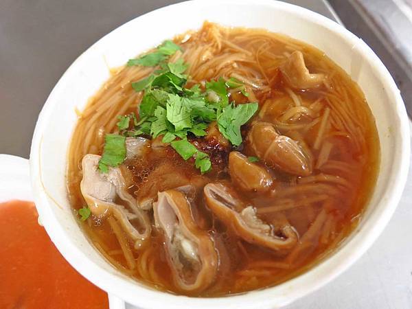 【三重美食】永安北路二段無名餐車-酸酸甜甜特別滋味的肉圓