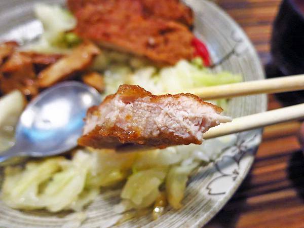 【台北美食】一級排骨-厚度1公分以上隱身西門町的排骨飯