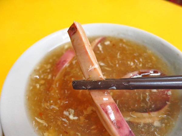 【板橋美食】媽祖廟邊魷魚羹-美味又便宜20元魯肉飯