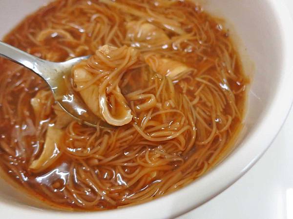 【蘆洲美食】民族路無名宵夜-開到凌晨的宵夜麵線