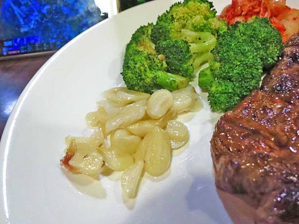 【新莊餐廳】黑傑克原味碳烤牛排-超大OZ原肉碳烤牛排