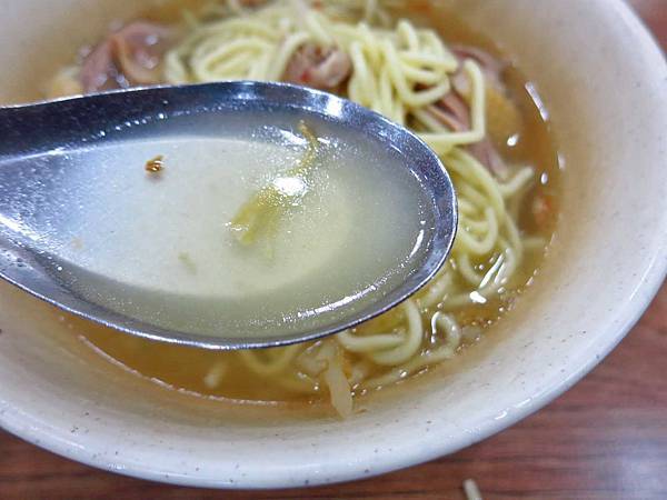 【台北美食】千暉鵝肉店-巷弄裡的美味煙燻鵝肉麵 【台北美食】千暉鵝肉店-巷弄裡的美味煙燻鵝肉麵