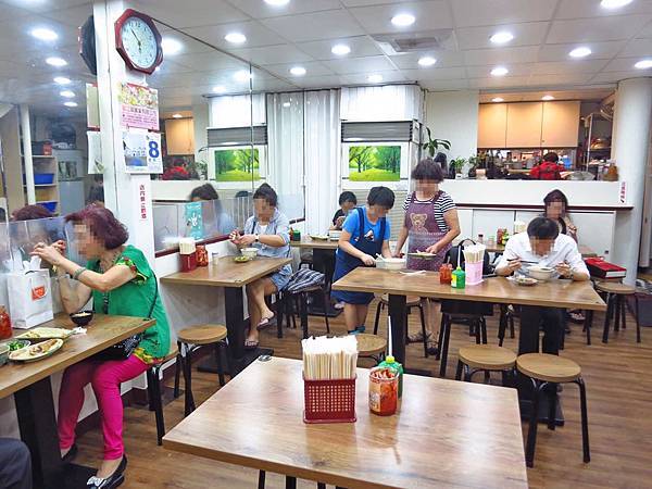 【台北美食】千暉鵝肉店-巷弄裡的美味煙燻鵝肉麵 【台北美食】千暉鵝肉店-巷弄裡的美味煙燻鵝肉麵