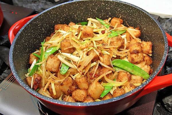 【新竹美食】香港香港新生活飲茶-首創手搖特飲與港式料理吃到飽