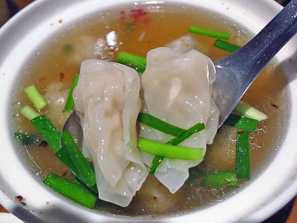 【板橋美食】老曹餛飩-超過55年的超強餛飩老店